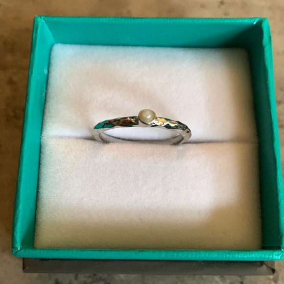 Jewelry - Freshwater Pearl Silver Ring Size 7